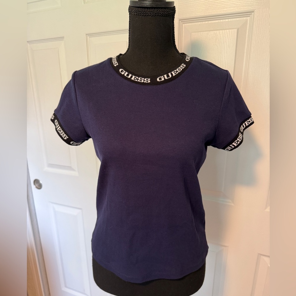 Guess blue tshirt - Picture 2 of 8